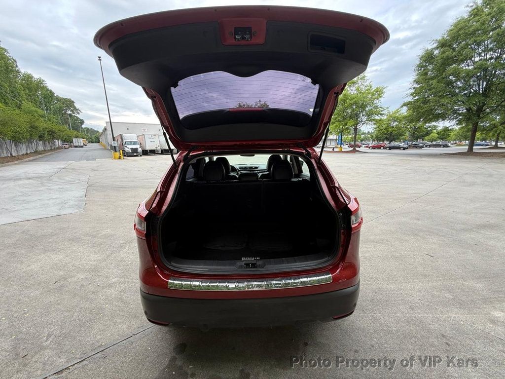 2022 Nissan Rogue Sport AWD SL - 23018716 - 19