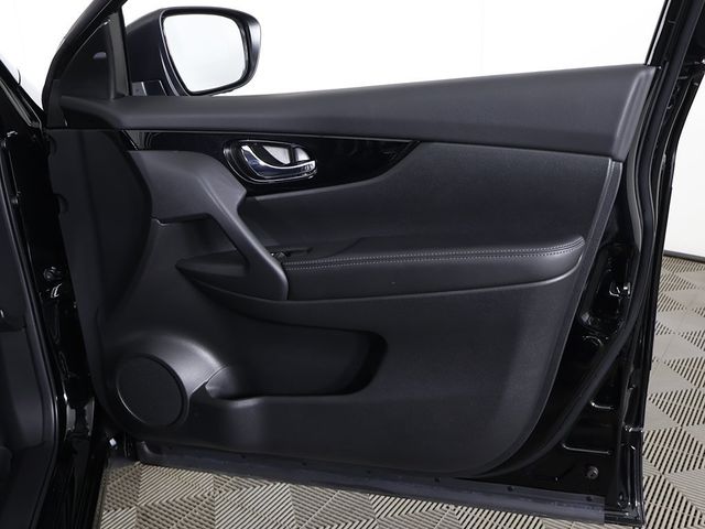 2022 Nissan Rogue Sport AWD SV - 22976462 - 22