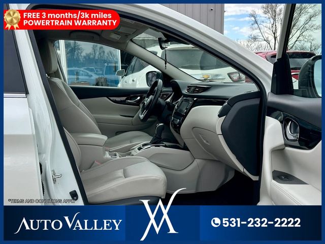 2022 Nissan Rogue Sport SL Sport Utility 4D - 23010954 - 16