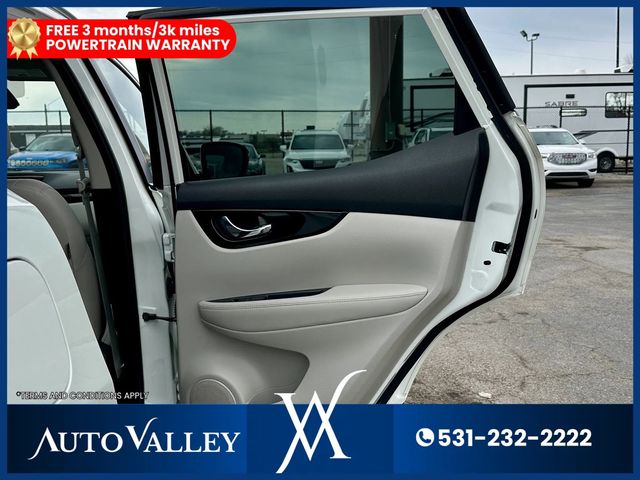 2022 Nissan Rogue Sport SL Sport Utility 4D - 23010954 - 23