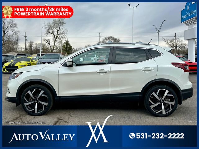 2022 Nissan Rogue Sport SL Sport Utility 4D - 23010954 - 3