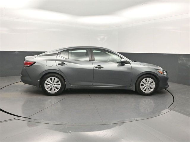 2022 Nissan Sentra S CVT - 22954801 - 31