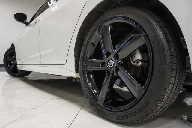 2022 Nissan Sentra SR CVT - 23008932 - 33