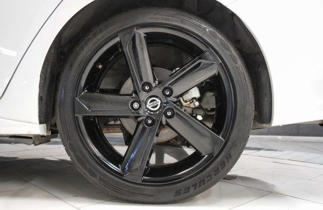 2022 Nissan Sentra SR CVT - 23008932 - 34