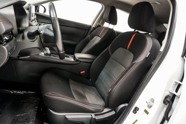 2022 Nissan Sentra SR CVT - 23008932 - 5