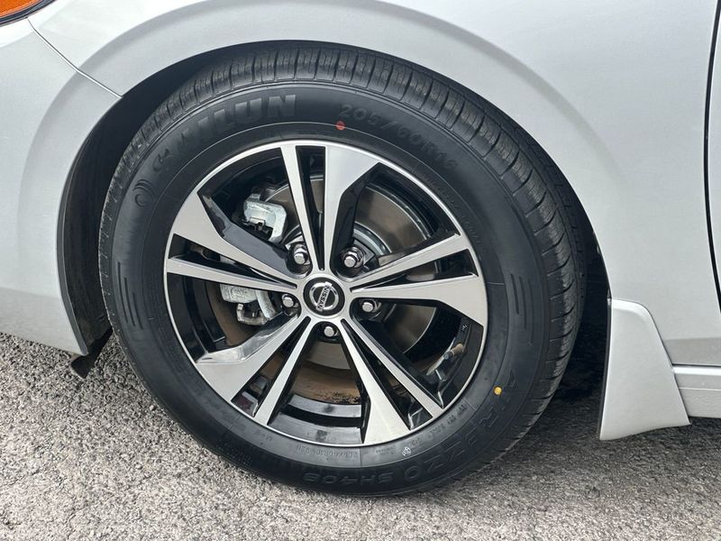 2022 Nissan Sentra SV CVT - 23039309 - 11