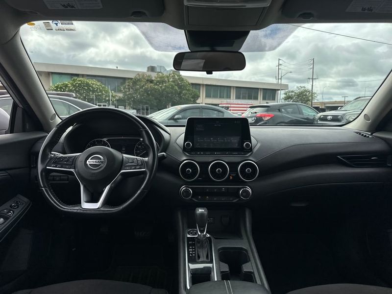 2022 Nissan Sentra SV CVT - 23039309 - 13