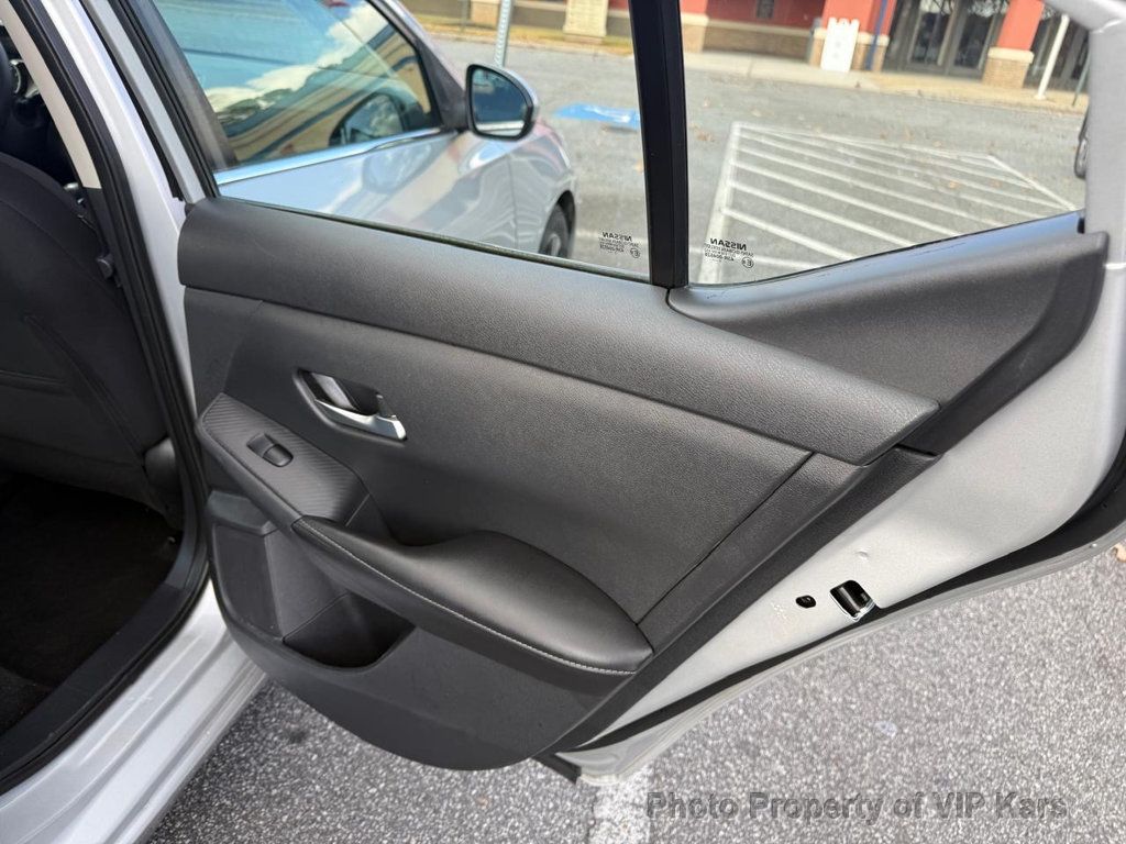 2022 Nissan Sentra SV CVT - 22944391 - 2