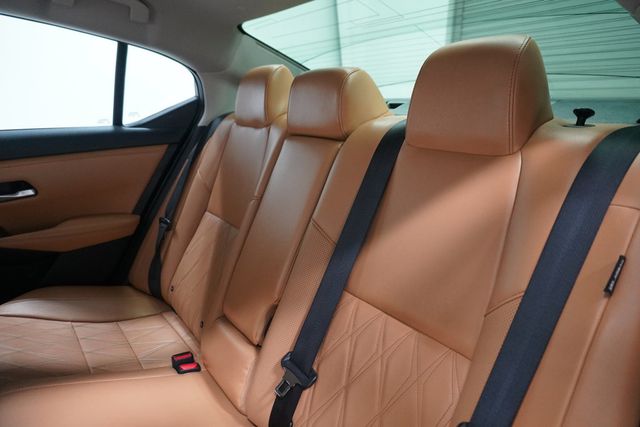 2022 Nissan Sentra SV CVT - 22929816 - 11