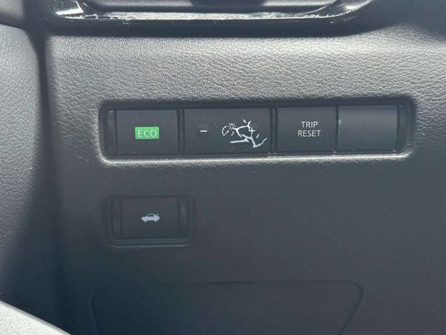 2022 Nissan Sentra SV CVT - 22983190 - 27