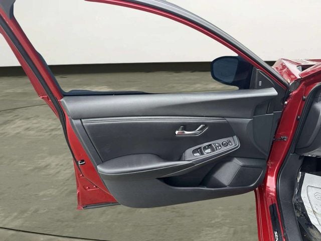 2022 Nissan Sentra SV CVT - 22983190 - 8