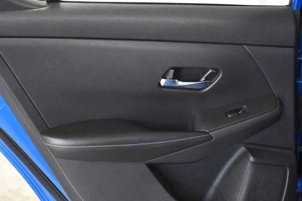 2022 Nissan Sentra SV CVT - 22385371 - 10