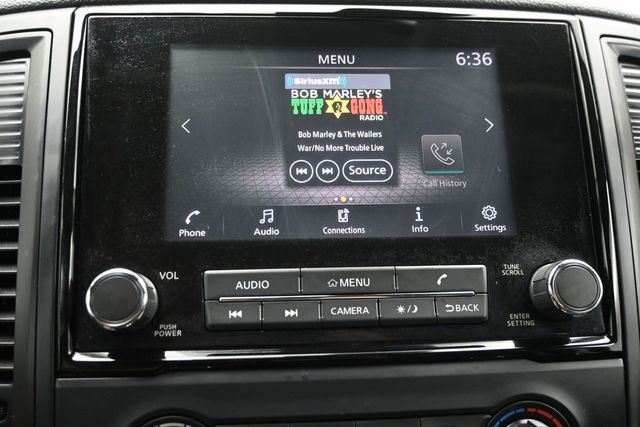 2022 Nissan Titan 4x4 Crew Cab SV - 23045295 - 17