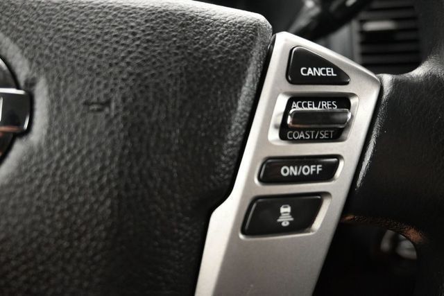 2022 Nissan Titan 4x4 Crew Cab SV - 23045295 - 23