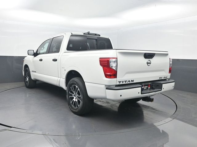 2022 Nissan Titan 4x4 Crew Cab SV - 23045295 - 33