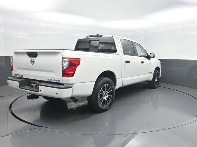 2022 Nissan Titan 4x4 Crew Cab SV - 23045295 - 35