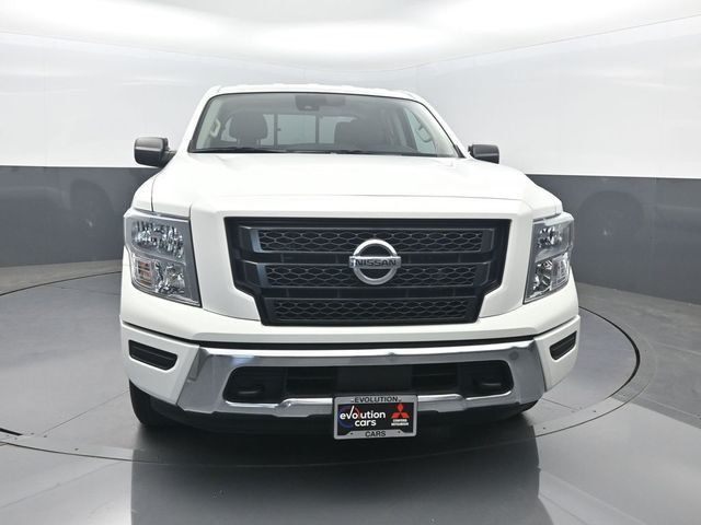 2022 Nissan Titan 4x4 Crew Cab SV - 23045295 - 38