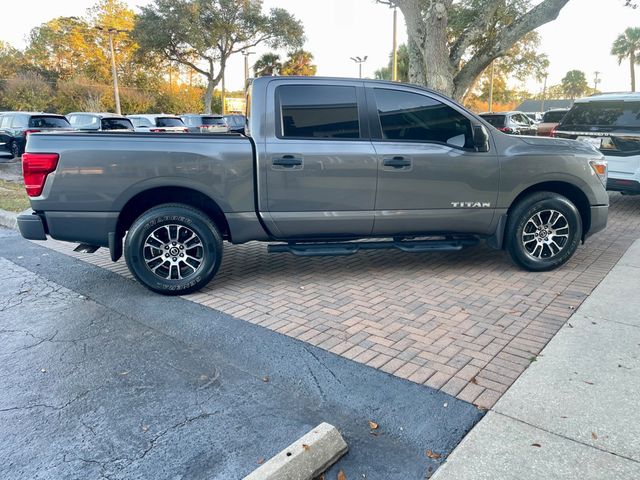 2022 Nissan Titan 4x4 Crew Cab SV - 22947164 - 6