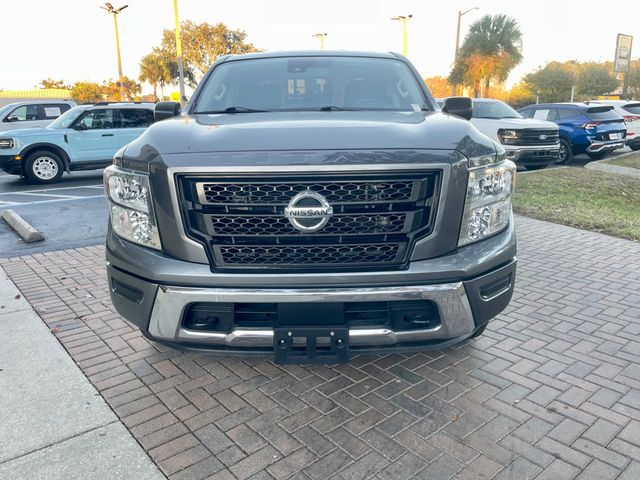 2022 Nissan Titan 4x4 Crew Cab SV - 22947164 - 8