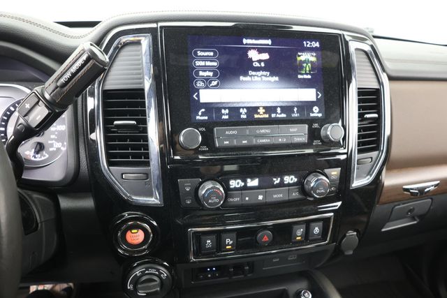 2022 Nissan Titan XD 4x4 Crew Cab Platinum Reserve w/ Moonroof & Platinum Utility Pkg - 22947923 - 15