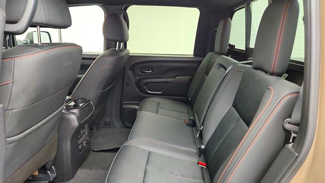 2022 Nissan Titan XD 4x4 Crew Cab PRO-4X with Rugged Step Boards - 23057803 - 20