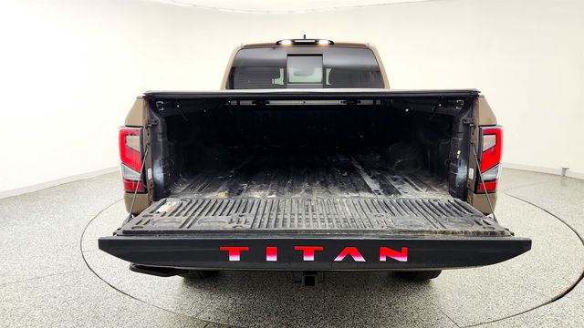 2022 Nissan Titan XD 4x4 Crew Cab PRO-4X with Rugged Step Boards - 23057803 - 21