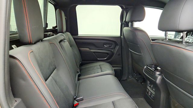 2022 Nissan Titan XD 4x4 Crew Cab PRO-4X with Rugged Step Boards - 23057803 - 22