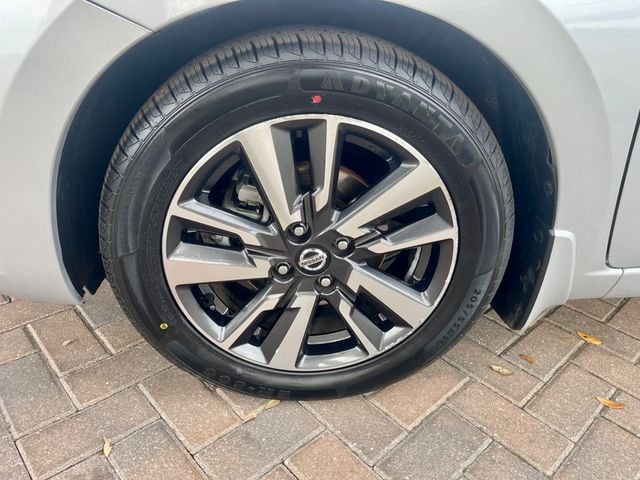 2022 Nissan Versa SV - 22948215 - 7