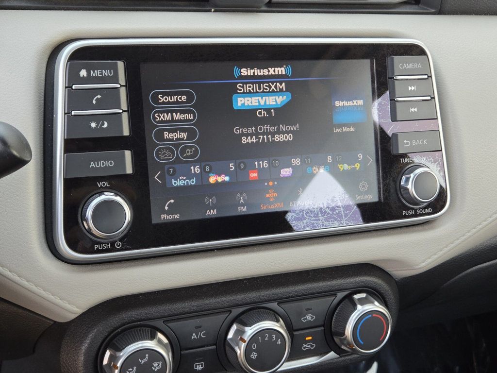 2022 Nissan Versa SV CVT - 22824727 - 17