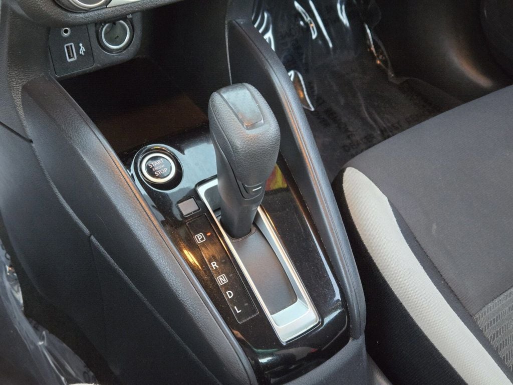 2022 Nissan Versa SV CVT - 22887867 - 19