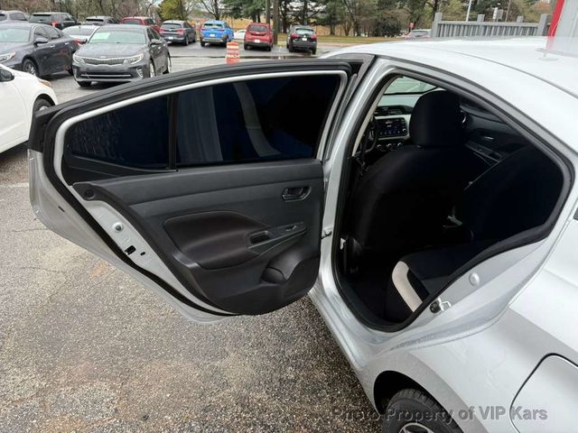 2022 Nissan Versa SV CVT - 22996216 - 9