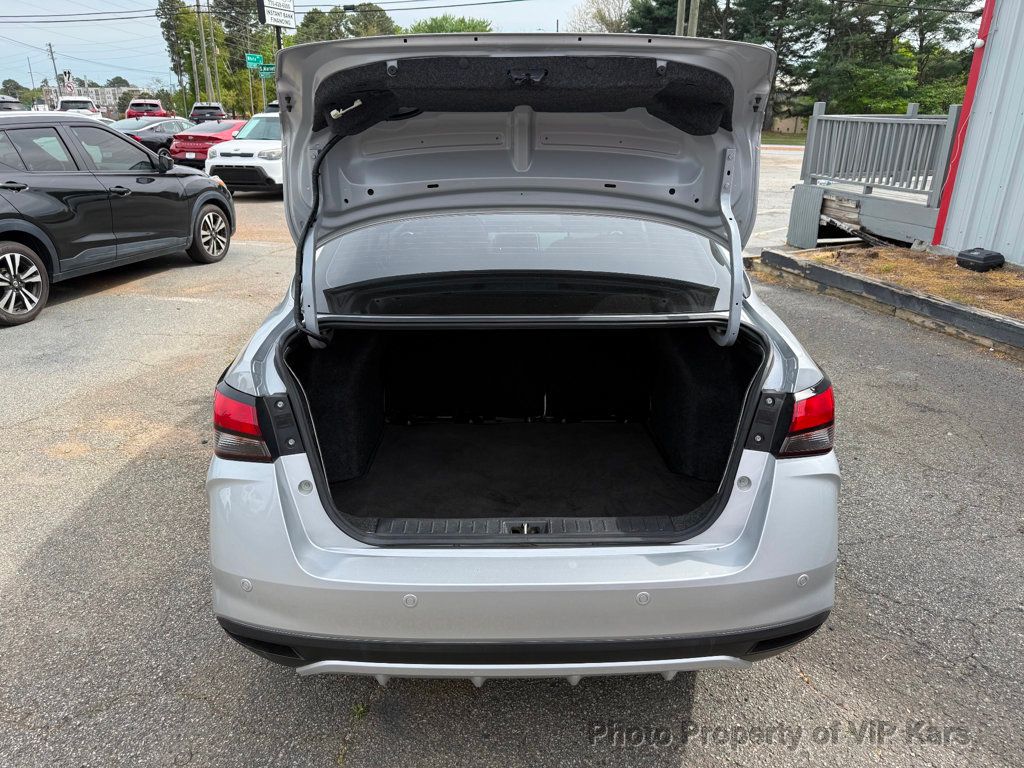 2022 Nissan Versa SV CVT - 23009211 - 18