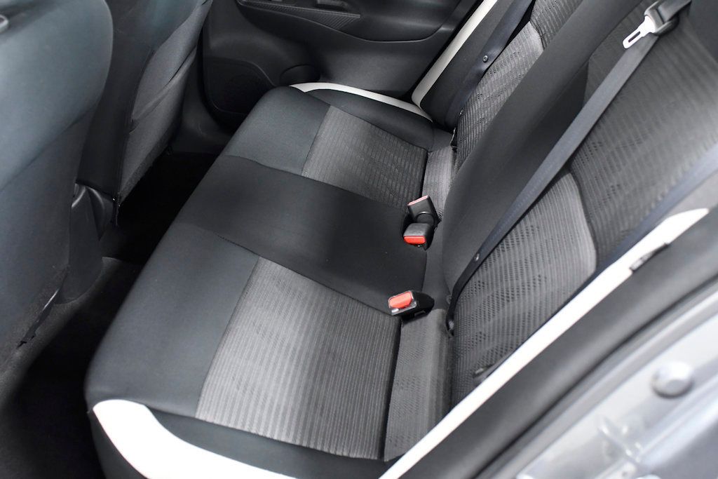 2022 Nissan Versa SV CVT - 22379225 - 9