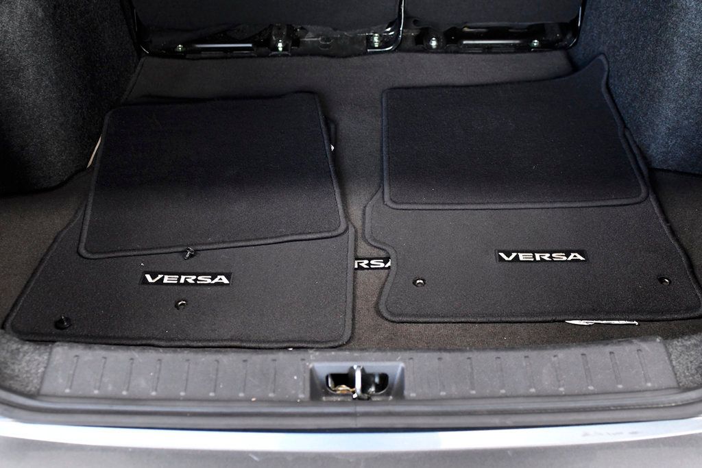 2022 Nissan Versa SV CVT - 22379225 - 12