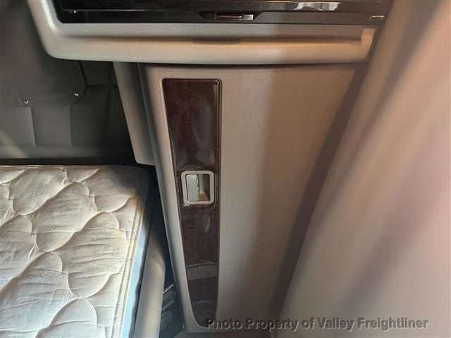2022 Peterbilt 389  - 23095610 - 9