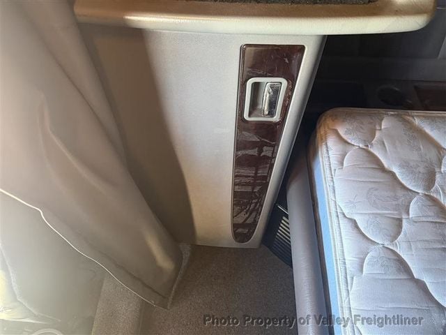 2022 Peterbilt 389  - 23095610 - 13