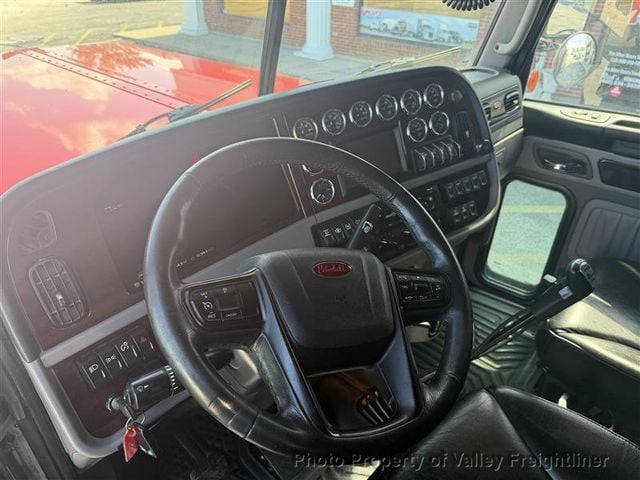 2022 Peterbilt 389  - 23095610 - 23