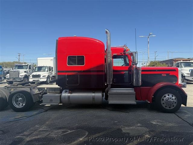 2022 Peterbilt 389  - 23095610 - 5