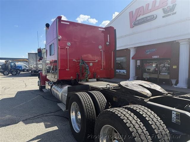 2022 Peterbilt 389  - 23095610 - 6