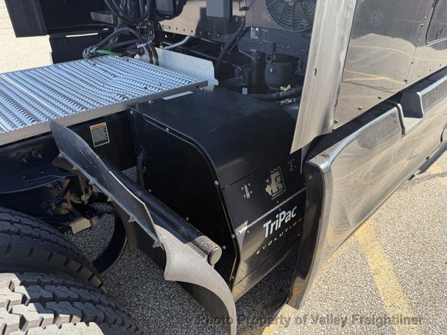 2022 Peterbilt 579  - 23068883 - 9