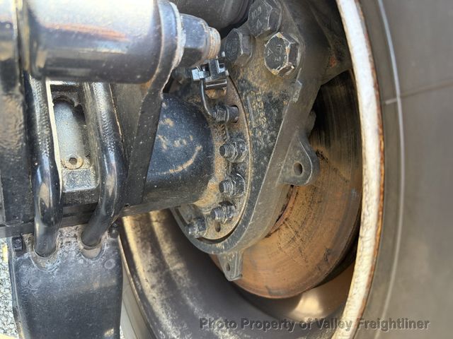 2022 Peterbilt 579  - 23068883 - 11