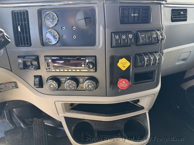 2022 Peterbilt 579  - 23068883 - 24