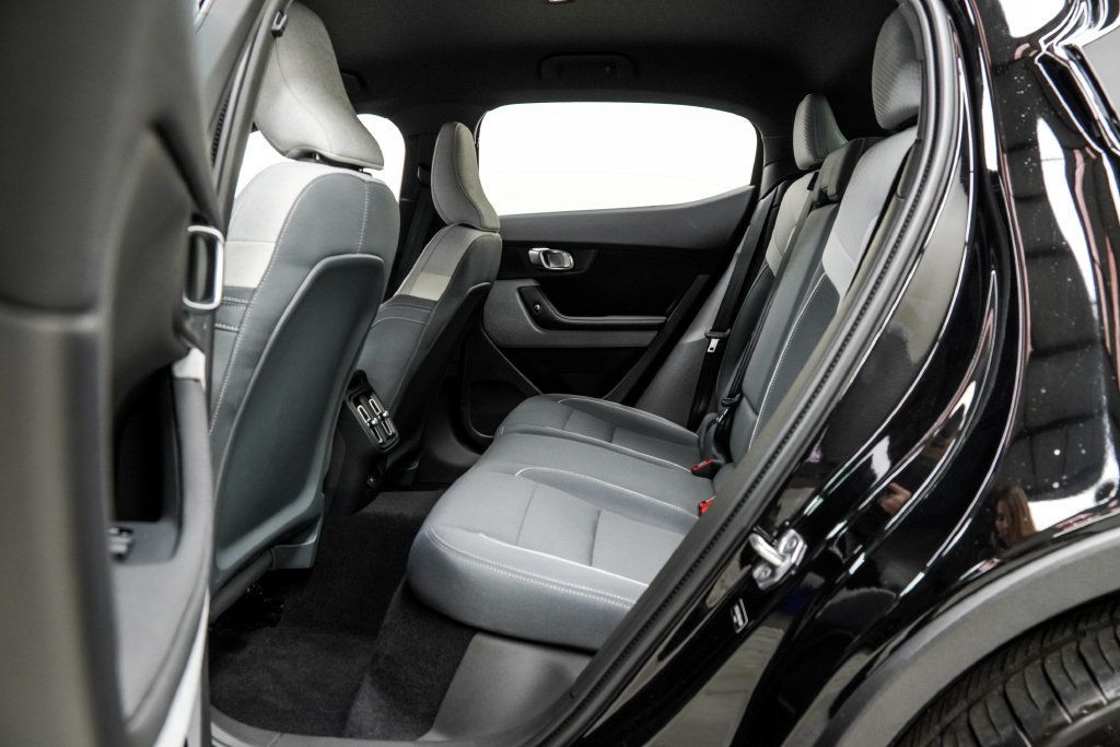Polestar 2 photo 18