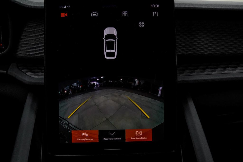 Polestar 2 photo 28