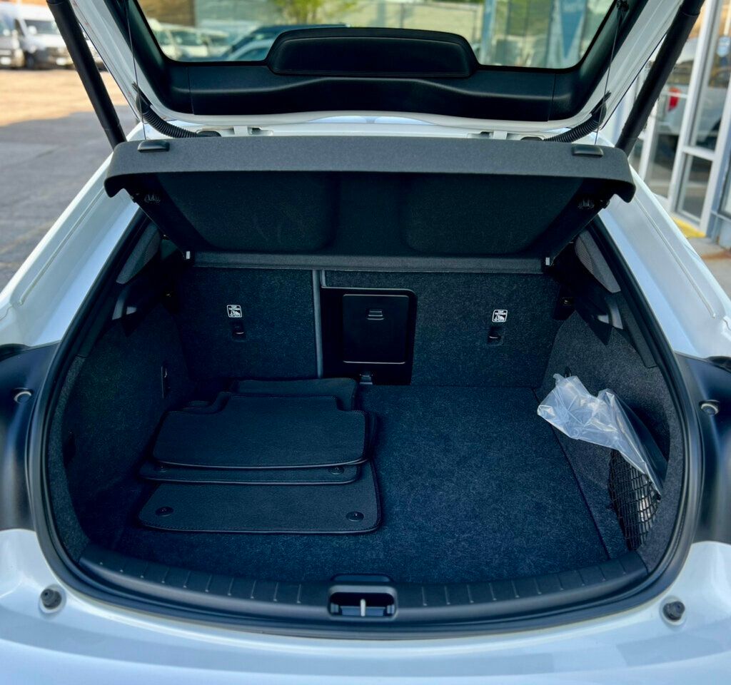 2022 Polestar 2 Long Range Dual Motor - 23025181 - 7