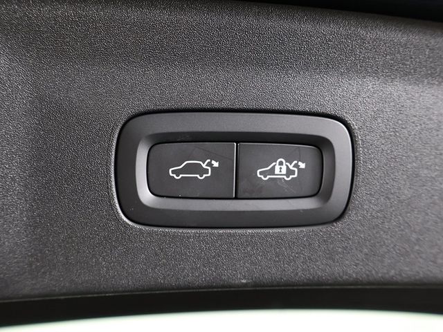 2022 Polestar 2 Long Range Dual Motor - 22954644 - 20