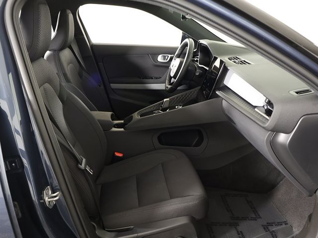 2022 Polestar 2 Long Range Dual Motor - 22954644 - 32