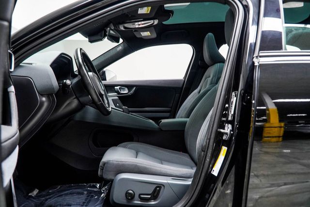 2022 Polestar 2 Long Range Dual Motor - 22997519 - 34