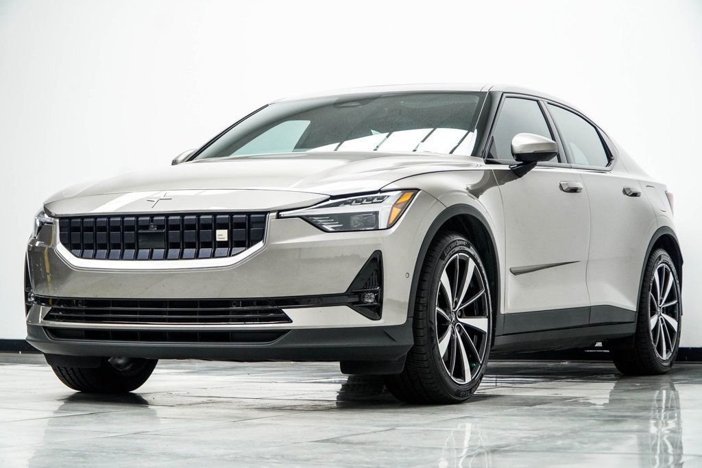 Polestar 2 photo 11