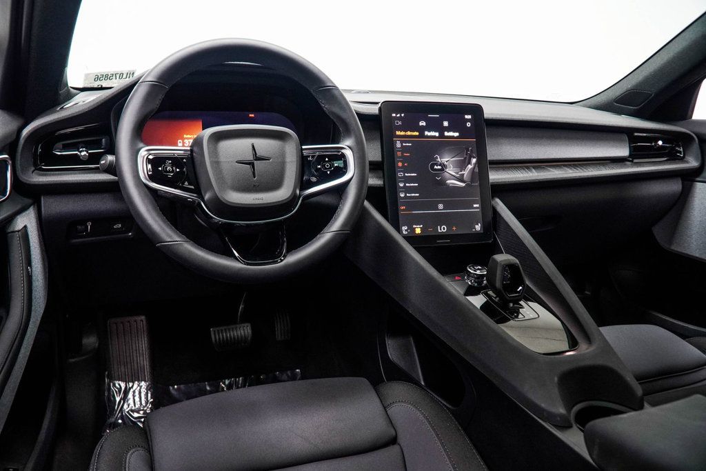 Polestar 2 photo 20